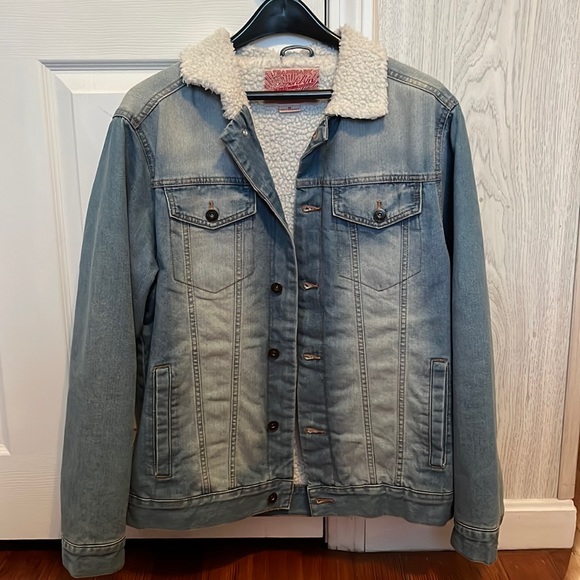 Men’s jean jacket - Picture 1 of 4